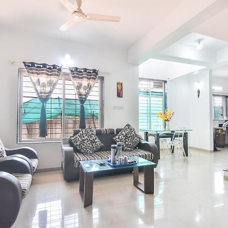 Empyrean Stays Ll Goodluck Bungalow Ll 2Bhk Ll Pool Ll Lonavala Exteriör bild