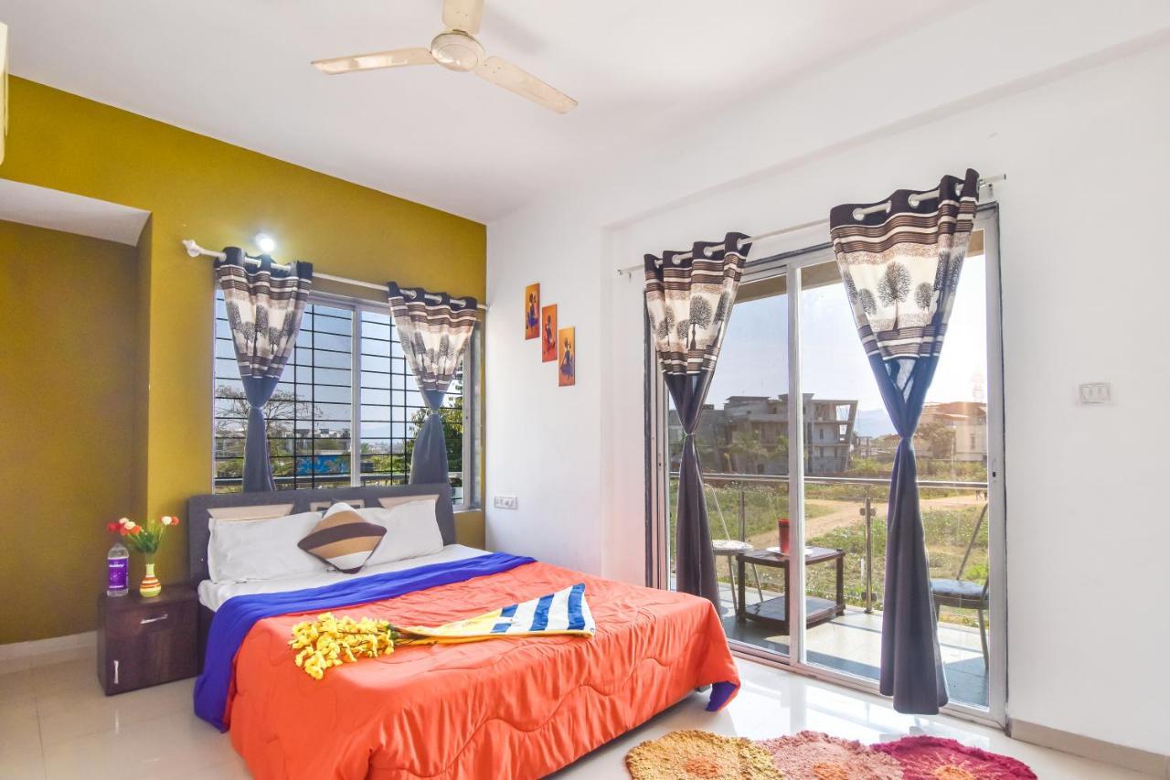 Empyrean Stays Ll Goodluck Bungalow Ll 2Bhk Ll Pool Ll Lonavala Exteriör bild