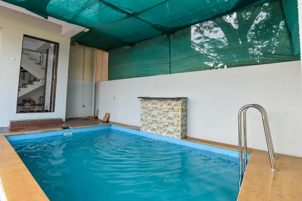 Empyrean Stays Ll Goodluck Bungalow Ll 2Bhk Ll Pool Ll Lonavala Exteriör bild